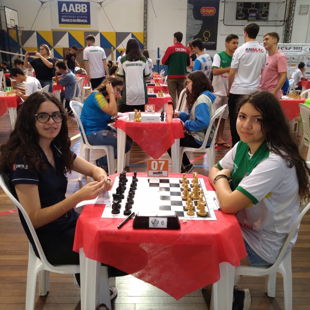 Adolescente de Lacerdópolis vai disputar Campeonato Mundial de Xadrez na  Rússia – Rádio Catarinense FM – Joaçaba