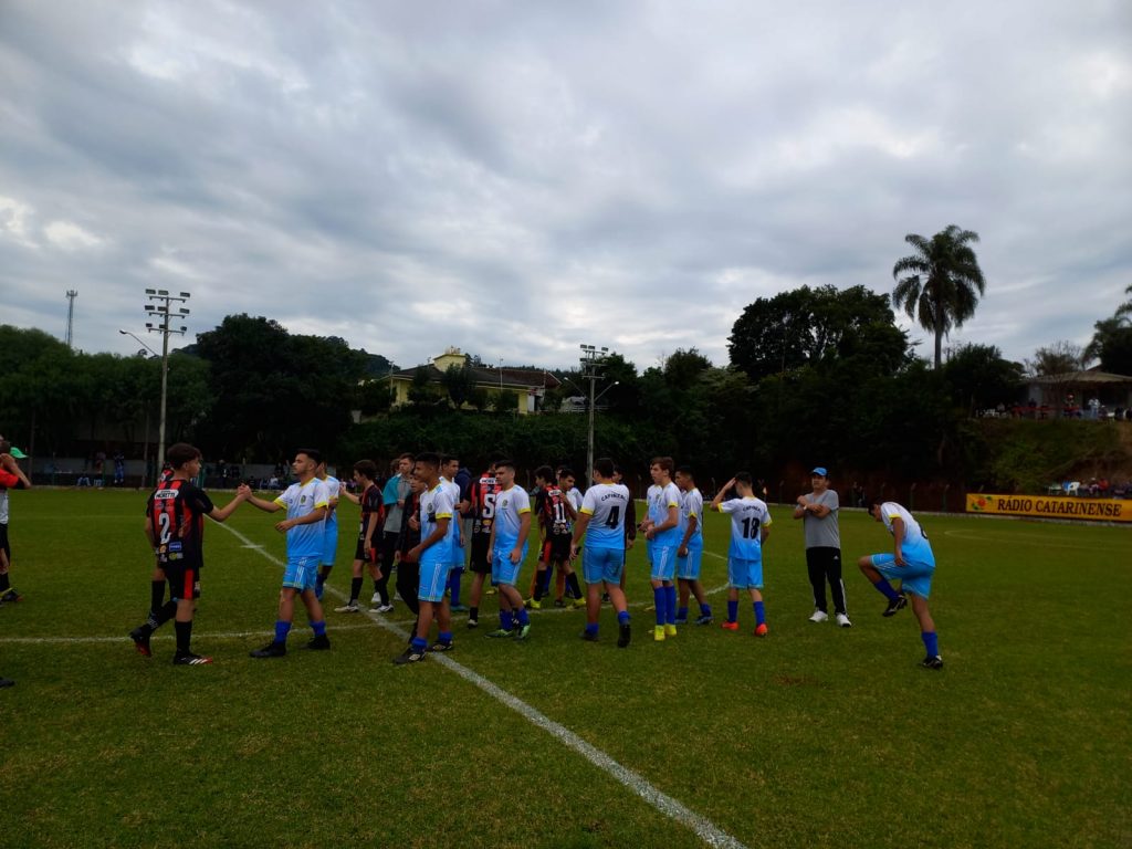 Super Copa: Beija Flor e Lira ficam no empate na primeira partida da  decisão – Rádio Catarinense FM – Joaçaba